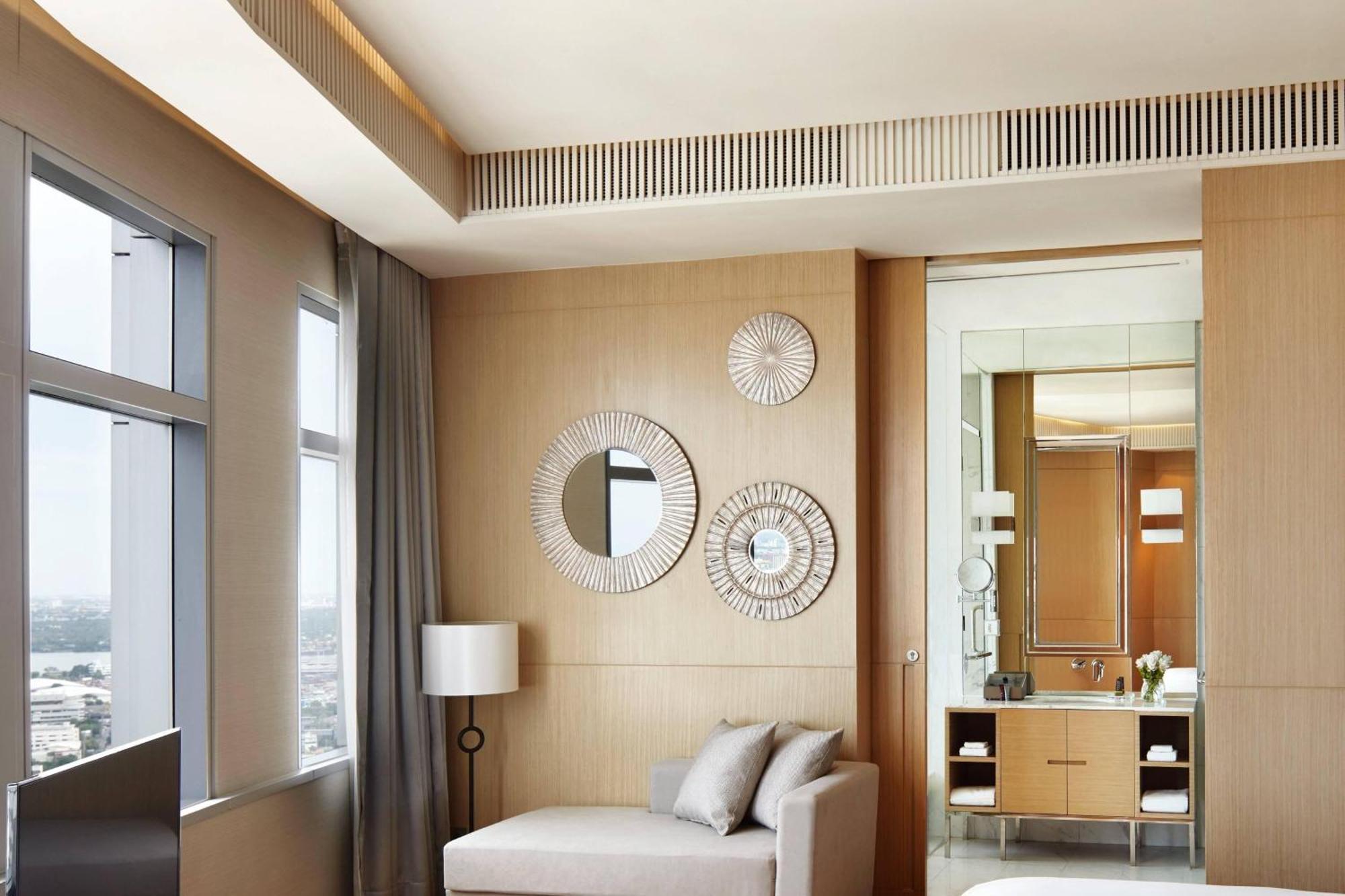 Two-Bedroom Presidential Suite - High Floor/Executive Lounge Access